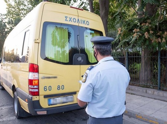 ΑΤΤΙΚΗ: Συνελήφθη οδηγός λεωφορείου χωρίς δίπλωμα να μεταφέρει μαθητές