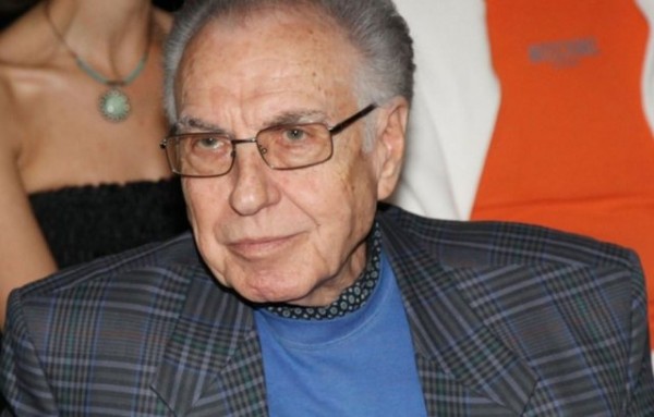 Πέθανε ο ηθοποιός Τρύφωνας Καρατζάς