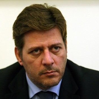 Εμπρηστική επίθεση κατά του Βαρβιτσιώτη