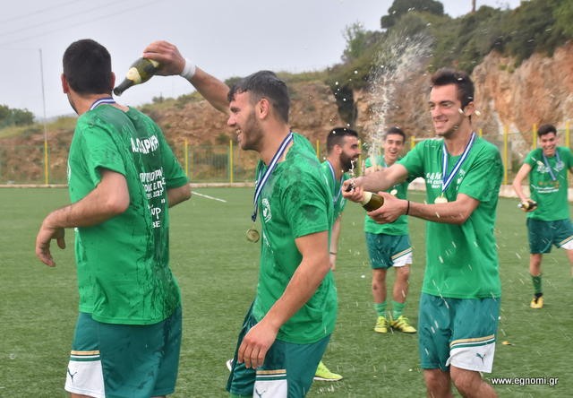 ΑΟ ΖΑΡΗΤΡΑ-ΑΡΗΣ ΑΓ. ΙΩΑΝΝΗ 3-1: Γιόρτασαν την άνοδο και άνοιξαν σαμπάνιες
