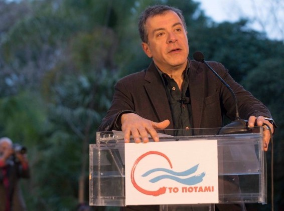 Τα ...πήρε ο Θεοδωράκης με θαμώνα για το Αλάτσι
