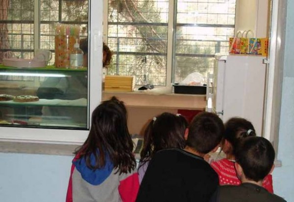 ΧΑΛΚΙΔΑ: Οι ιδιοκτήτες των κυλικείων στα σχολεία συζητάνε για τα προβλήματα του κλάδου
