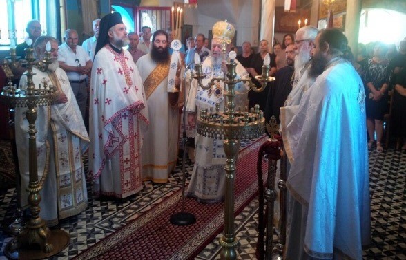Ο Μητροπολίτης πήγε στους Παπάδες
