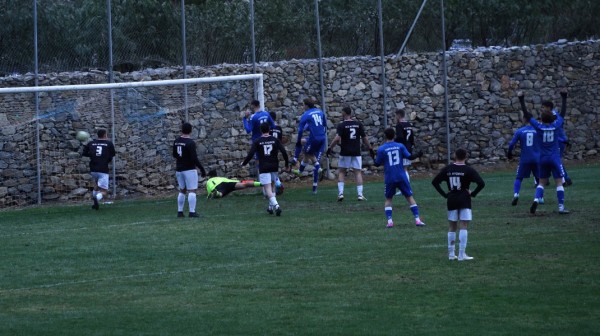 ΤΑΜΥΝΑΪΚΟΣ-ΚΥΖΙΚΟΣ 2-1: Πήγε να πάθει συγκοπή και γιατρεύτηκε στο 92'!