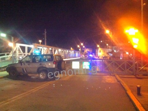 Παλαιά Γέφυρα Χαλκίδας: Ξεκίνησαν τα δοκιμαστικά κλεισίματα για τα οχήματα