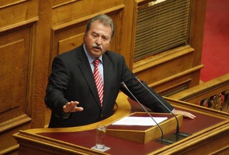 Εσπευσμένα στην εντατική ο Τραγάκης