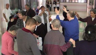 Λαϊκό γλέντι στο Θεραπευτήριο Χρόνιων Παθήσεων της Αυλίδας