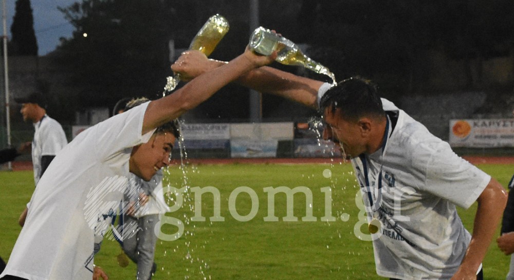 ΤΕΛΙΚΟΣ ΚΥΠΕΛΛΟΥ ΕΥΒΟΙΑΣ 2025: Η απονομή της κούπας και το άνοιγμα της σαμπάνιας στον κυπελλούχο Εύβοιας Αμαρυνθιακό (ΦΩΤΟΓΡΑΦΙΕΣ)