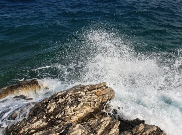 Σκοτώθηκε 24χρονη μετά από πτώση σε βραχώδη περιοχή