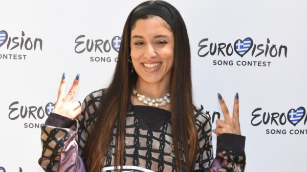 EUROVISION: Η Μαρίνα Σάττι πόζαρε χαμογελαστή στην επίσημη παρουσίαση της ελληνικής αποστολής