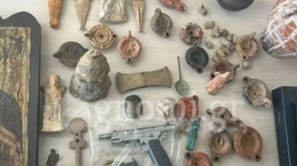 Σε κατ' οίκον περιορισμό ο Χαλκιδέος που εμπλέκεται με αρχαιοκαπηλεία