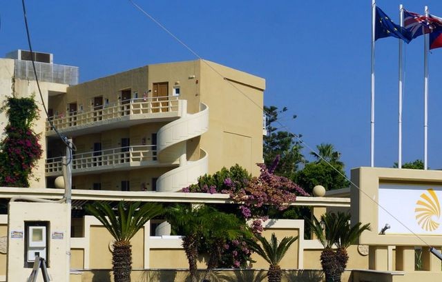 Ανατριχιαστικά στοιχεία για τον θάνατο των δύο κοριτσιών στην πισίνα ξενοδοχείου
