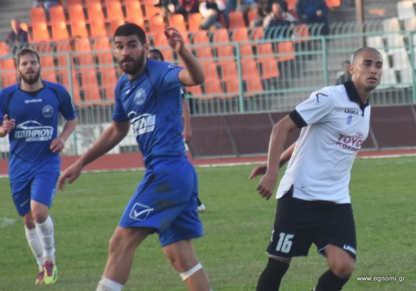 ΑΟ ΧΑΛΚΙΣ-ΚΑΛΑΜΑΤΑ 0-0: Αμα παίζει έτσι ...κουνάει μαντήλι