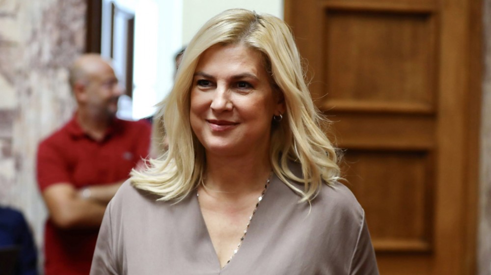 Ανεξαρτητοποιήθηκε η Ράνια Θρασκιά - Στους 26 οι βουλευτές του ΣΥΡΙΖΑ