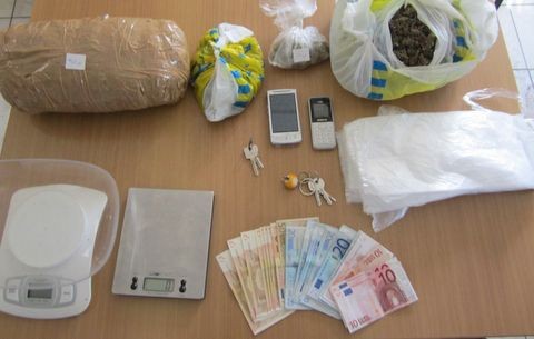 Συνελήφθη 28χρονος για διακίνηση ναρκωτικών στη Θήβα