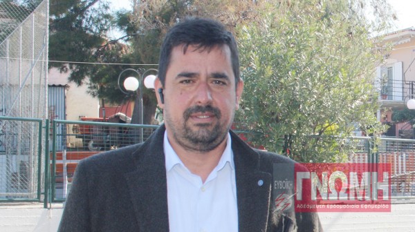 ΔΡΟΣΙΑ ΧΑΛΚΙΔΑΣ: Χαβαλές νεαρών ...με φρουτοπόλεμο