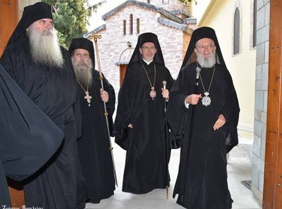 ΡΟΒΙΕΣ: Ο Μητροπολίτης Σουηδίας στο μοναστήρι του Οσίου Δαυίδ
