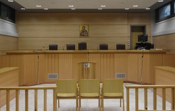 Καταδικάστηκε ο φοιτητής που εκσπερμάτισε στην πλάτη της φοιτήτριας