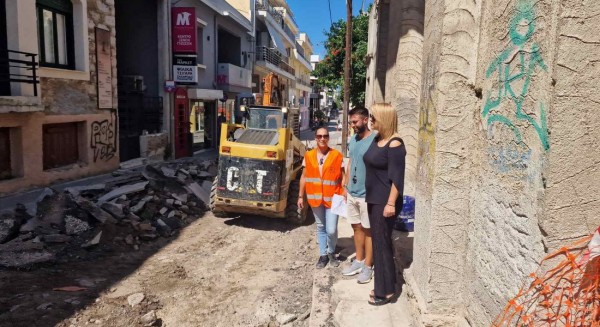 ΓΟΥΡΝΗΣ: Σε δύο εβδομάδες θα τελειώσουν τα έργα στην Περικλέους Σταύρου, αλλά θα καθυστερήσει ο ηλεκτροφωτισμός