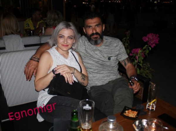 Αγαπάει και το δείχνει!