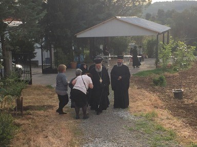 Ο Μητροπολίτης σε νεόδμητο μοναστήρι στον Πάλιουρα