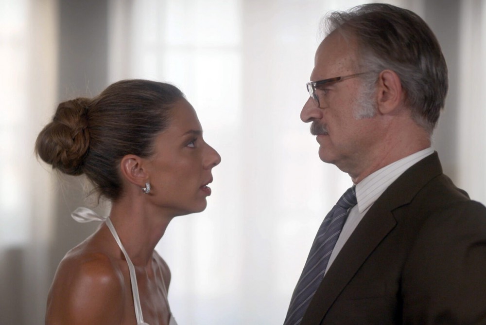 ΗΛΕΚΤΡΑ: Δείτε απόψε (ΔΕΥΤΕΡΑ 11 ΝΟΕΜΒΡΙΟΥ)