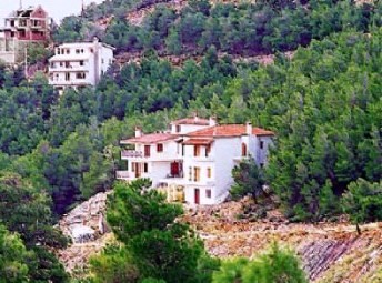 Αυξήθηκαν σε 48 οι δόσεις για τη ρύθμιση αυθαιρέτων