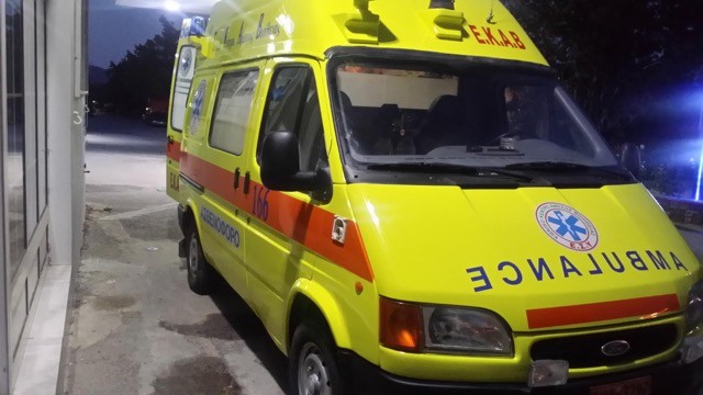 ΣΚΥΡΟΣ: Απέκτησε νέο ασθενοφόρο