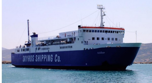 Επιβάτης έπεσε στη θάλασσα μεταξύ Κύμης και Σκύρου από το πλοίο Αχιλλέας