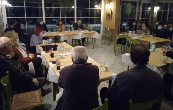 ΚΚΕ: Συνάντηση του Γιώργου Μαρίνου με πλημμυροπαθείς από το Ληλάντιο