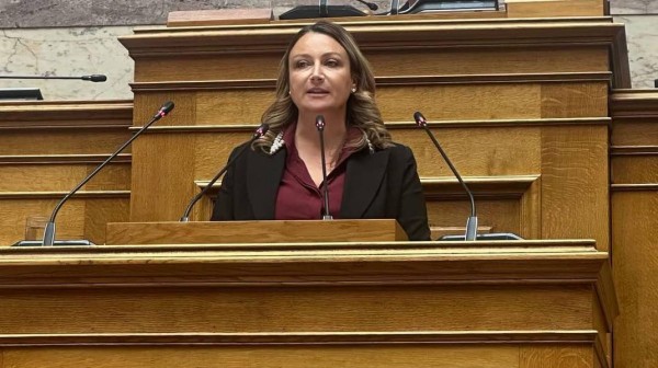 ΚΑΤΕΡΙΝΑ ΚΑΖΑΝΗ: Παρεμβάσεις στη Βουλή για δύο σημαντικά θέματα της Βόρειας Εύβοιας