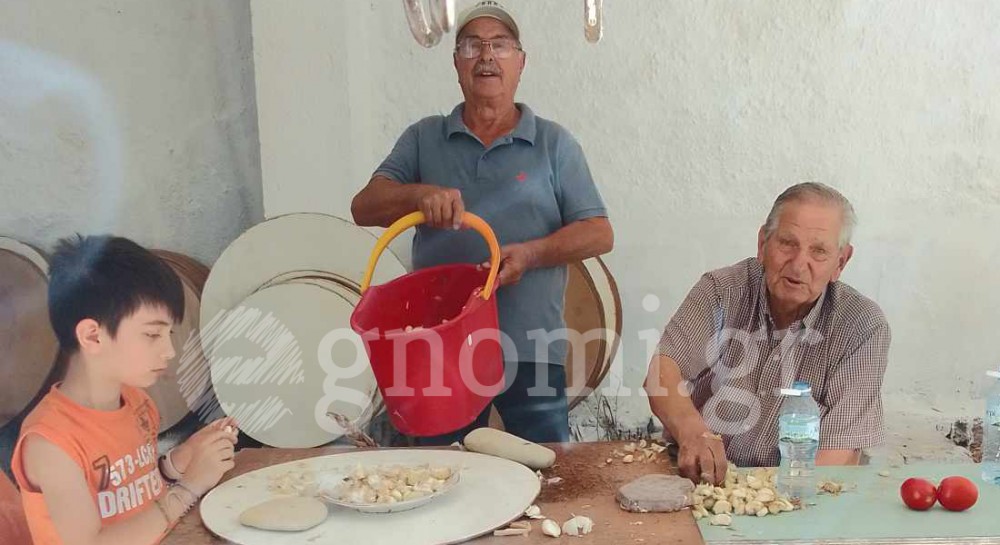 ΟΞΥΛΙΘΟΣ: Όλοι μαζί για το στιφάδο της Παναγίας
