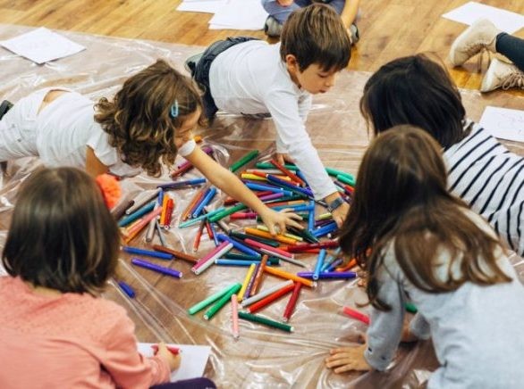 Πλούσιο αφιέρωμα για τη δημιουργική απασχόληση των παιδιών σας