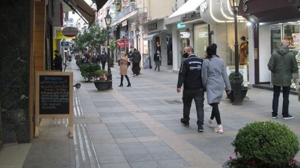 ΧΑΛΚΙΔΑ ΑΓΟΡΑ: Μέχρι ποια ώρα θα είναι ανοιχτά τα καταστήματα παραμονή Πρωτοχρονιάς