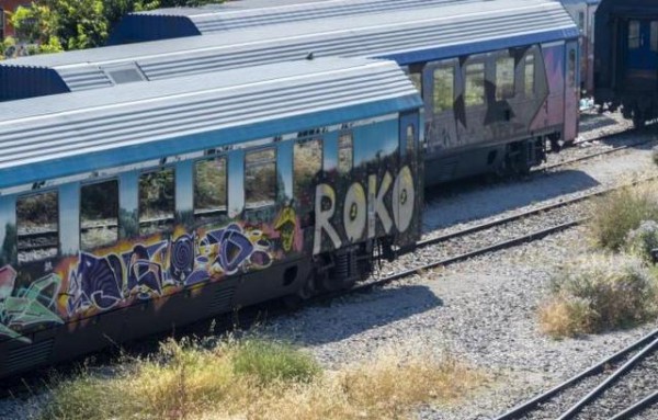 Εξέδιδε την ανήλικη ξαδέρφη της μέσα σε βαγόνι του ΟΣΕ