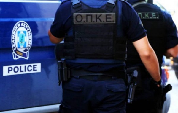 ΙΣΤΙΑΙΑ: Κυκλοφορούσε με κοκαΐνη στην τσέπη 18χρονος