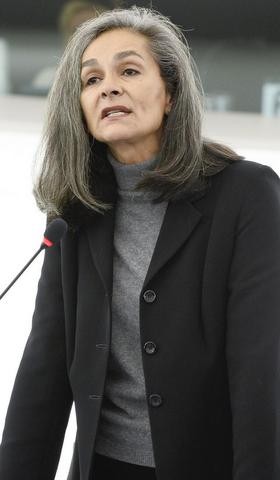 H νέα πρόεδρος του ΣΕΓΑΣ Σοφία Σακοράφα στην αυλαία των αγώνων στίβου στο Σχηματάρι