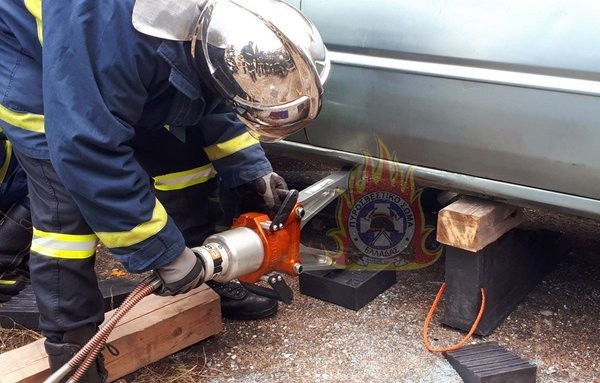 Τραυματίστηκε γυναίκα σε τροχαίο στο δρόμο Μαλακάσας- Ωρωπού