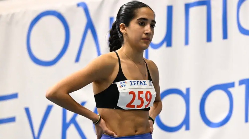 Η κόρη του Κώστα Μπακογιάννη έκανε πανελλήνιο ρεκόρ στον στίβο