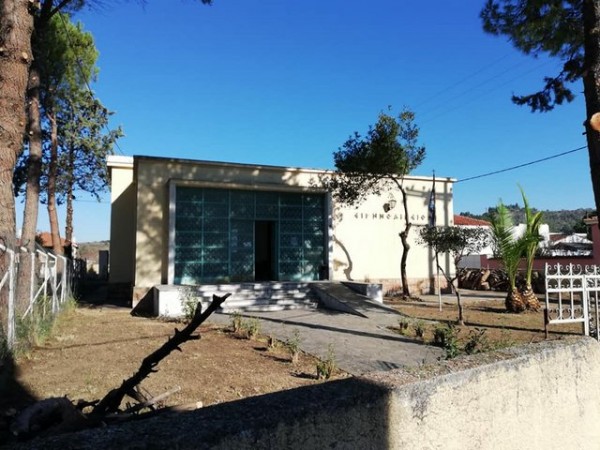 ΙΣΤΙΑΙΑ: Ο καθαρισμός ανέδειξε το κτήριο του Ειρηνοδικείου