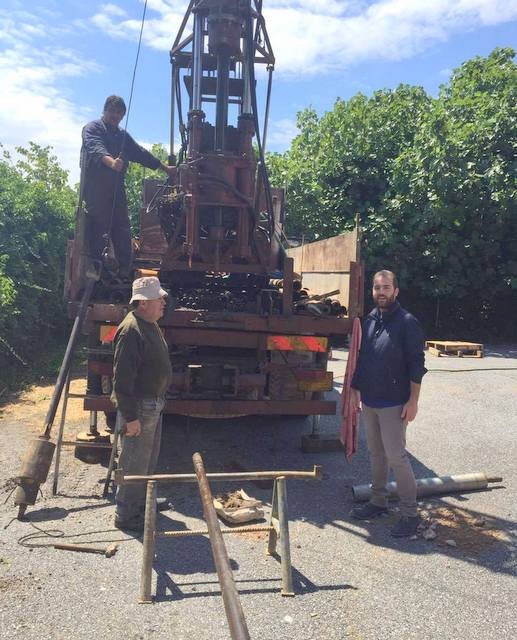 Ξεκίνησαν οι εργασίες για την γεωτεχνική μελέτη στο 1ο Δημοτικό Σχολείο Κύμης