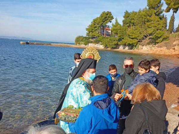 ΧΑΛΚΙΔΑ: Αγιασμός των υδάτων και στην Έξω Παναγίτσα