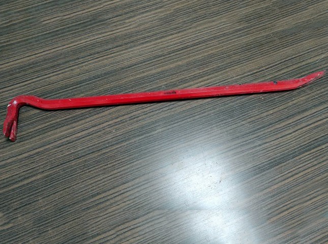 ΧΑΛΚΙΔΑ: Παραβίασε κατάστημα με λοστό και άρπαξε χρήματα