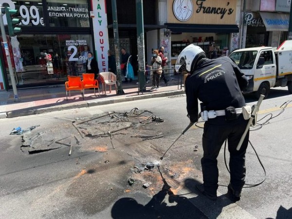 ΑΣΟΕΕ: Συνελήφθη αστυνομικός που πυροβόλησε στον αέρα μετά από επίθεση σε περιπολικό
