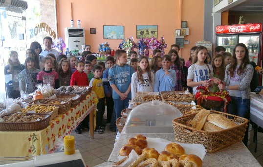 Είπαν τα κάλαντα του Λαζάρου στην Αγία Ελεούσα