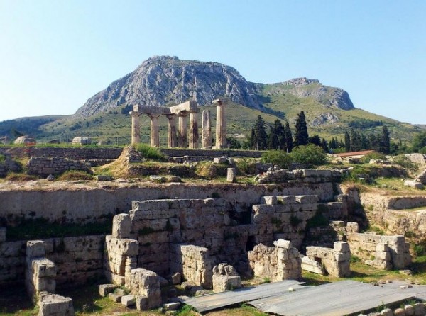 Εκδρομή στην Αρχαία Κόρινθο από την Εταιρεία Ευβοϊκών Σπουδών Αλιβερίου