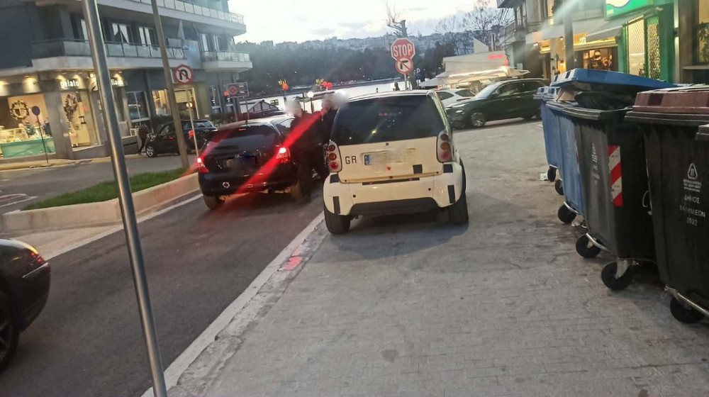 ΧΑΛΚΙΔΑ: Παράνομο παρκάρισμα και απίστευτο θράσος