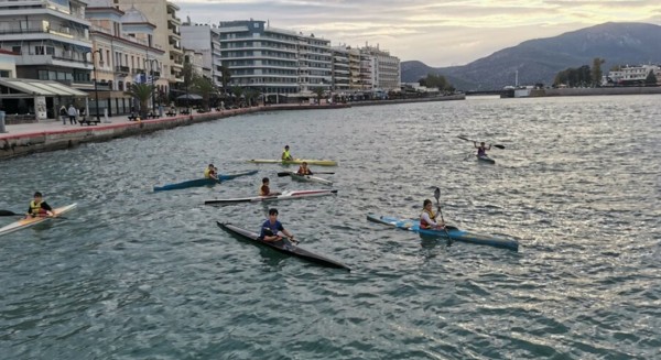 ΧΑΛΚΙΔΑ: Αθλήτρια κανόε καγιάκ έσωσε γυναίκα που έπεσε στη θάλασσα