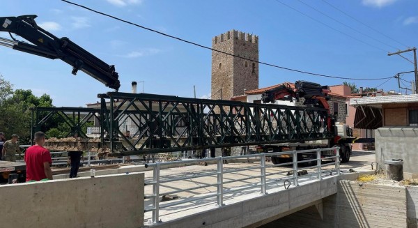 Ολοκληρώθηκε και παραδόθηκε σε κυκλοφορία η γέφυρα Πολιτικών