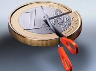 Οι 11 πολυεθνικές που ζήτησαν μισθούς των 300 ευρώ από την κυβέρνηση